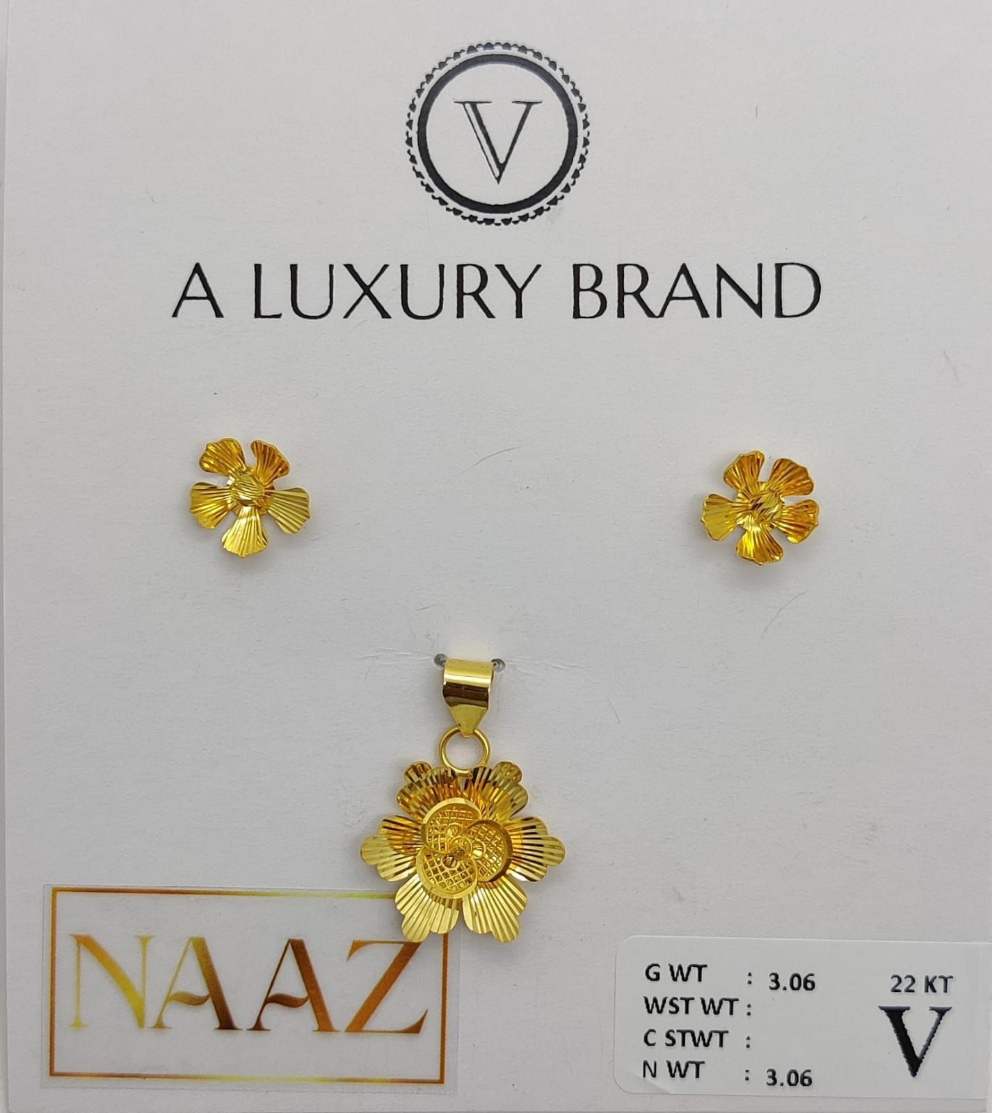 NAAZ Pendant Set