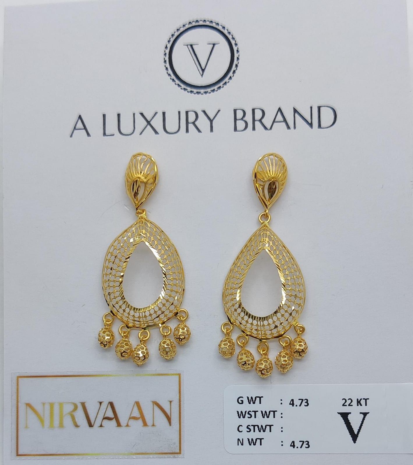 NIRVAAN EARRINGS