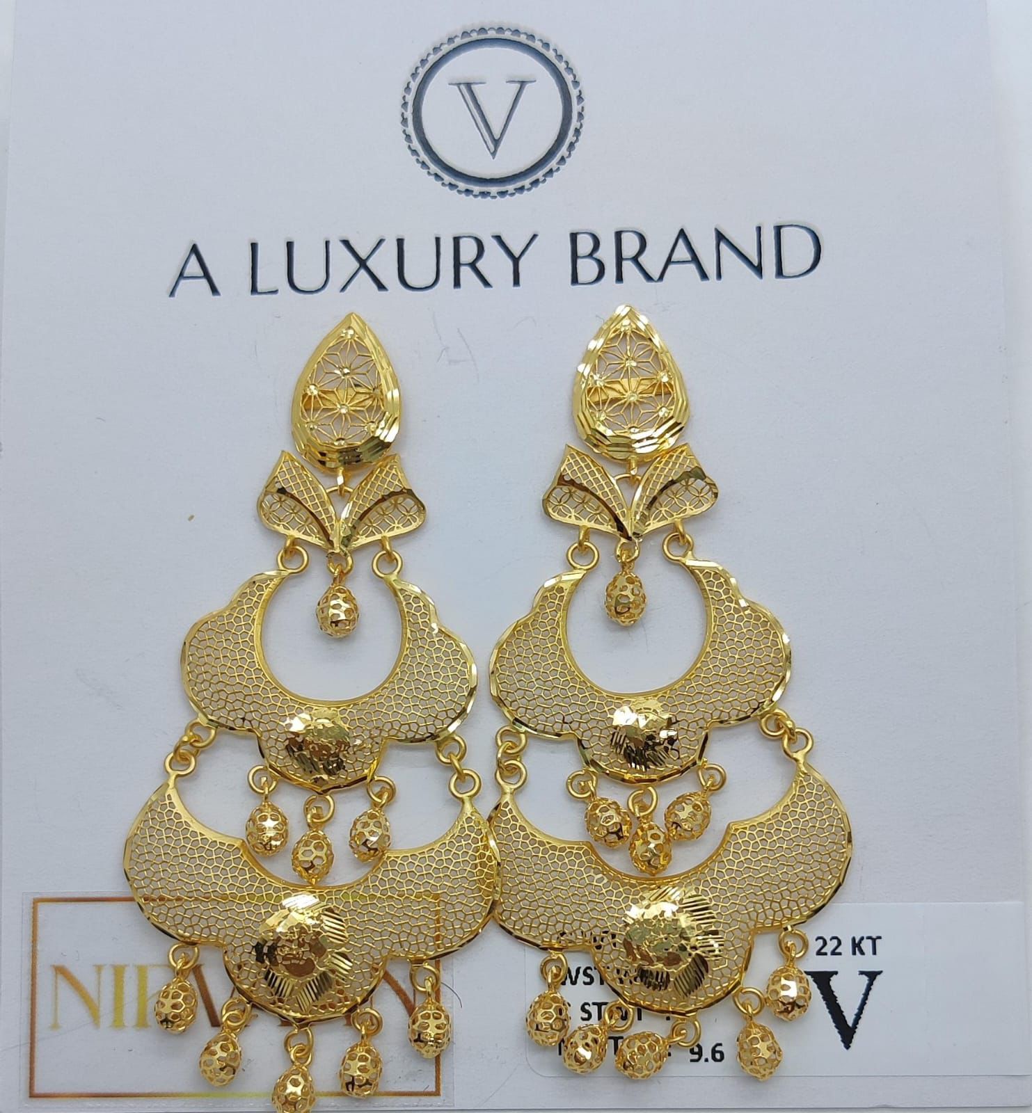 NIRVAAN EARRINGS