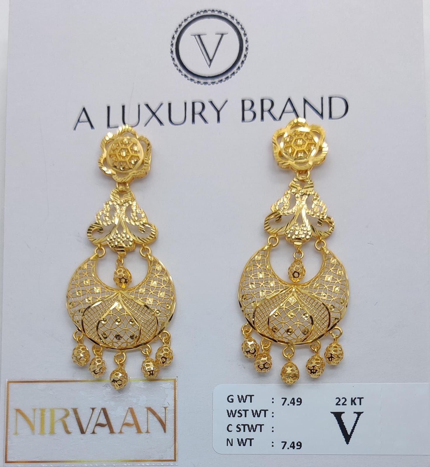 NIRVAAN EARRINGS