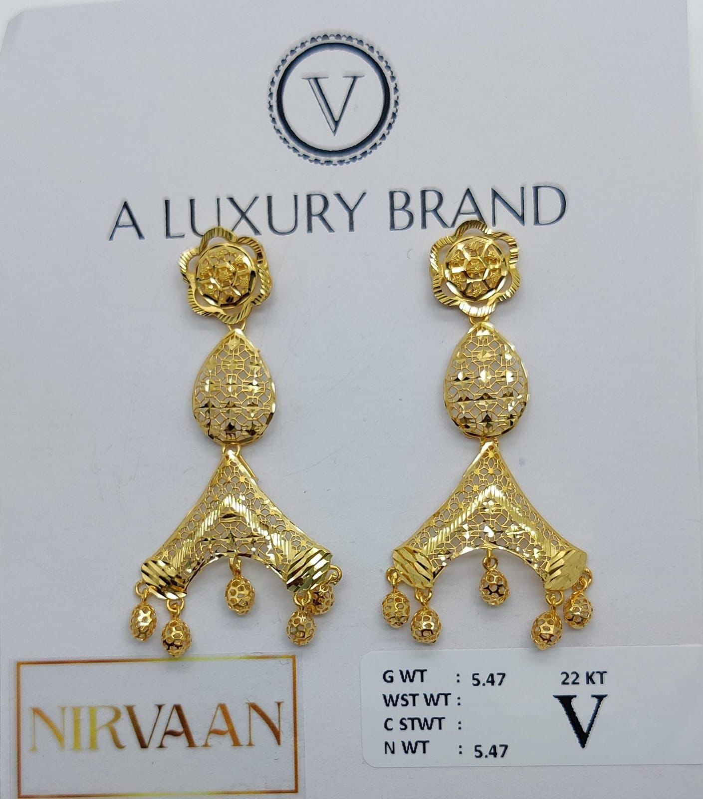NIRVAAN EARRINGS