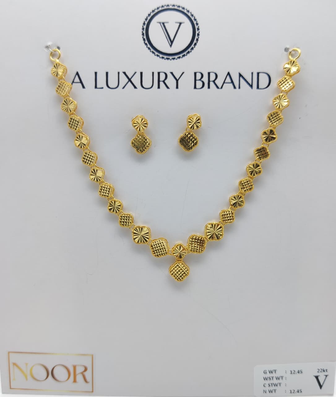Noor Necklace Set