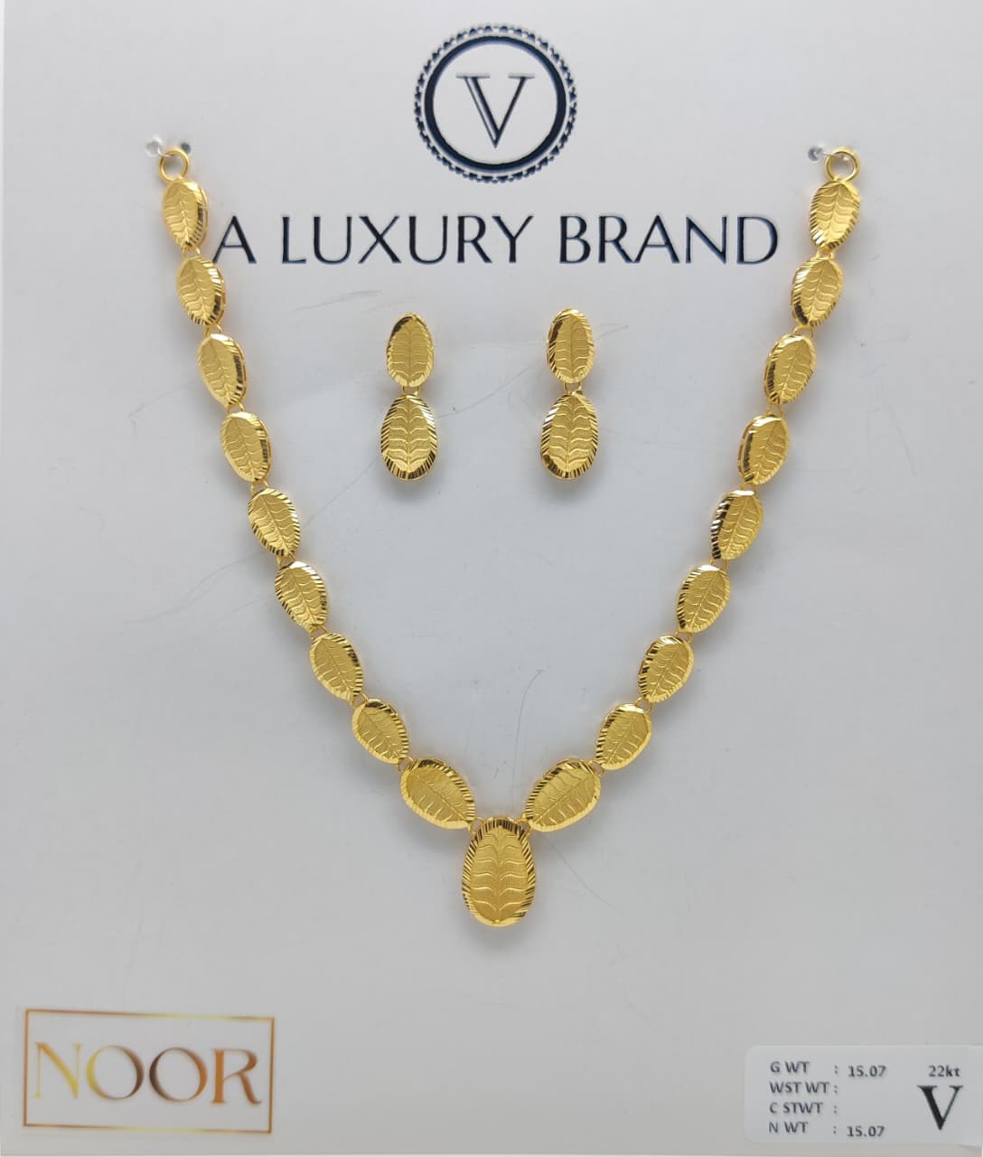Noor Necklace Set