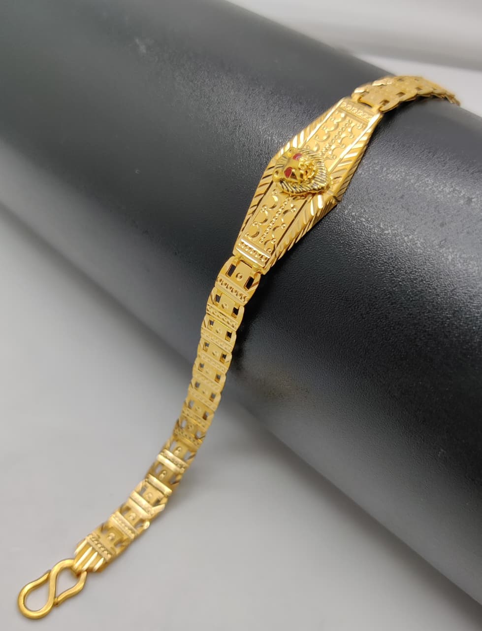 Prime Jaguar Bracelet