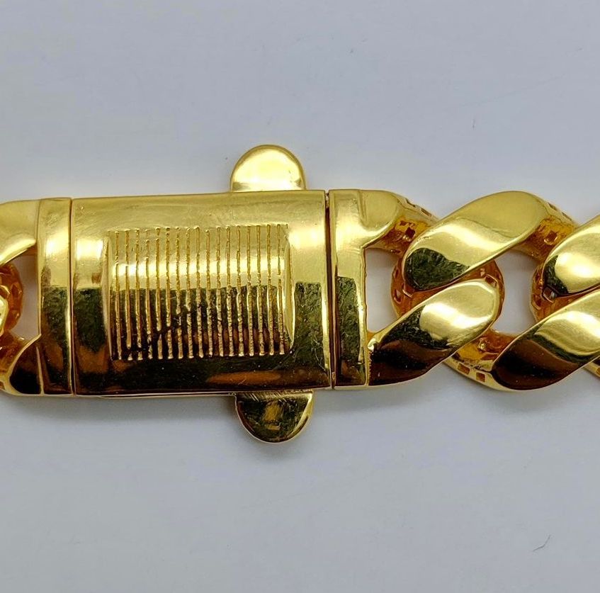 CUBAN CHAINS